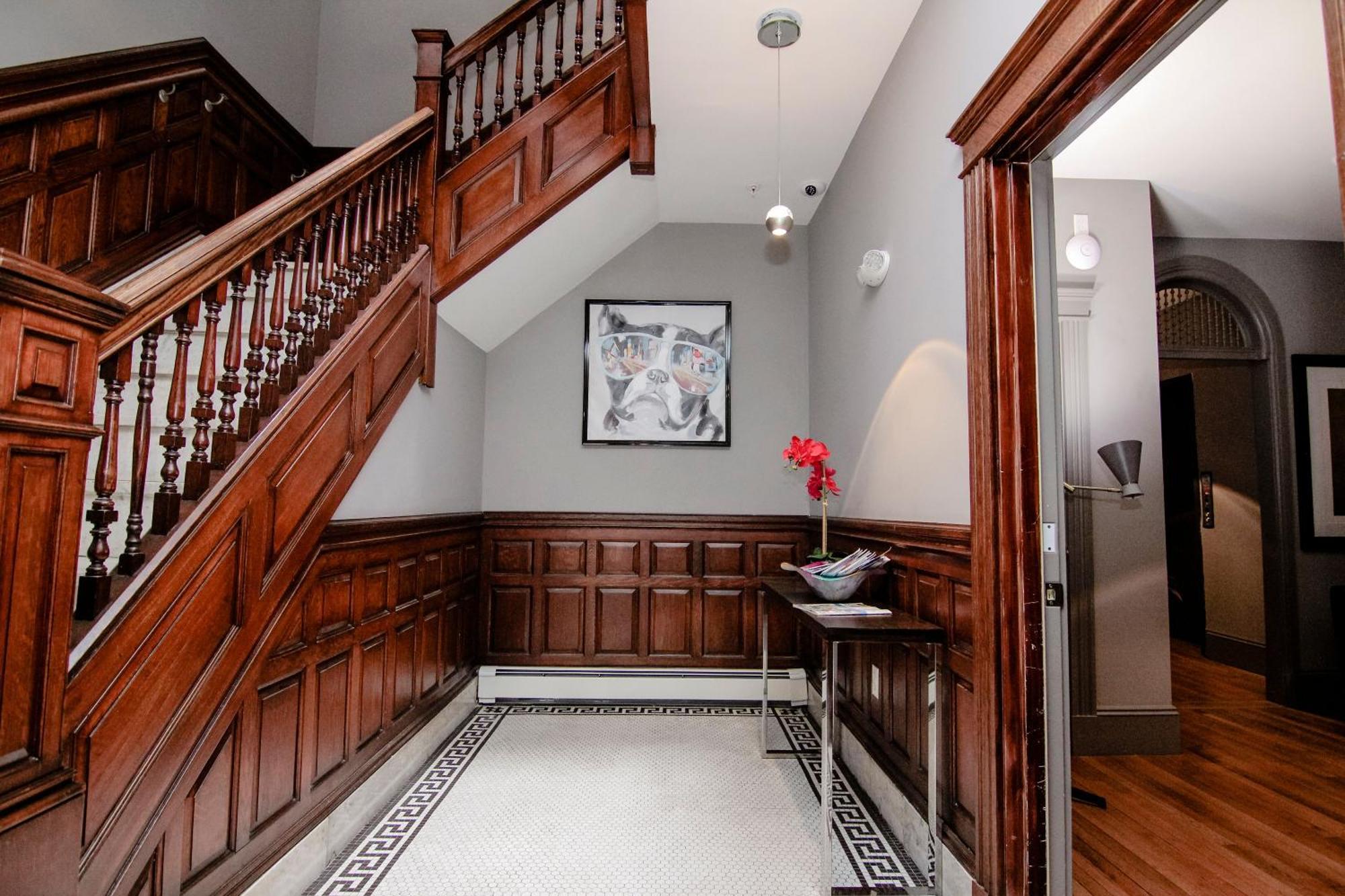 Stylish Studio In Brookline-5Min Train To Boston.. #2 Exterior photo