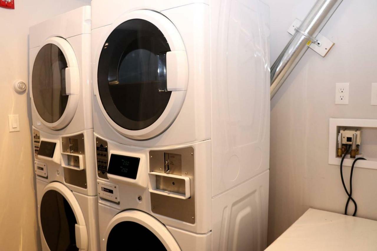 Stylish Studio In Brookline-5Min Train To Boston.. #2 Exterior photo