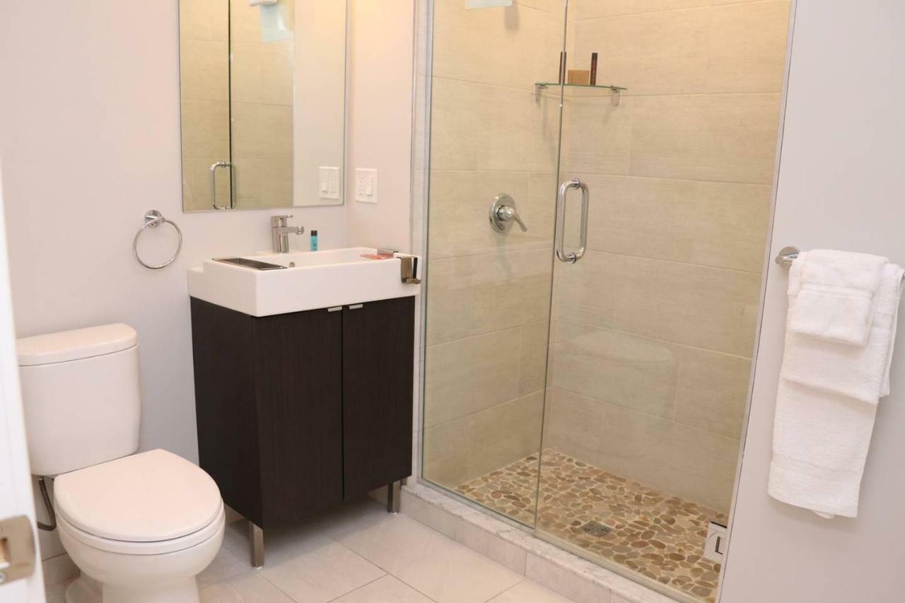 Stylish Studio In Brookline-5Min Train To Boston.. #2 Exterior photo