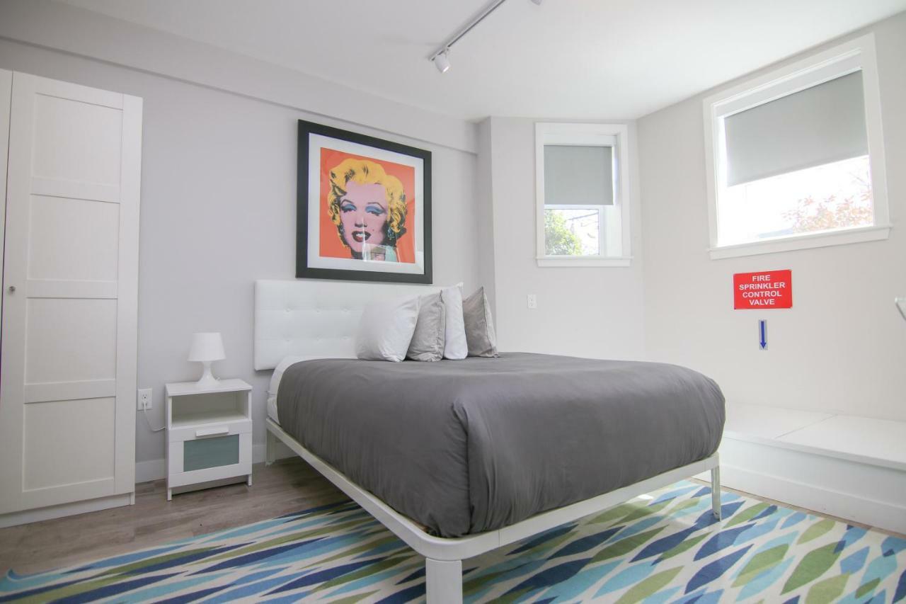 Stylish Studio In Brookline-5Min Train To Boston.. #2 Exterior photo